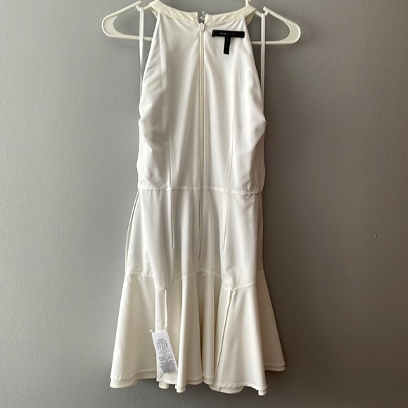 Like new! BCBGMaxAzria Leyla Lace Dress -Size 0 - Picture 9 of 12